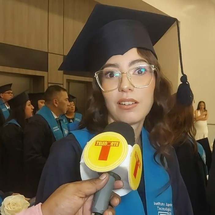 Ana Belén Carrasco nos cuenta cómo la educación superior en Tecnópolis transformó su vida, impulsando su crecimiento, sus sueños y su camino profesional.
