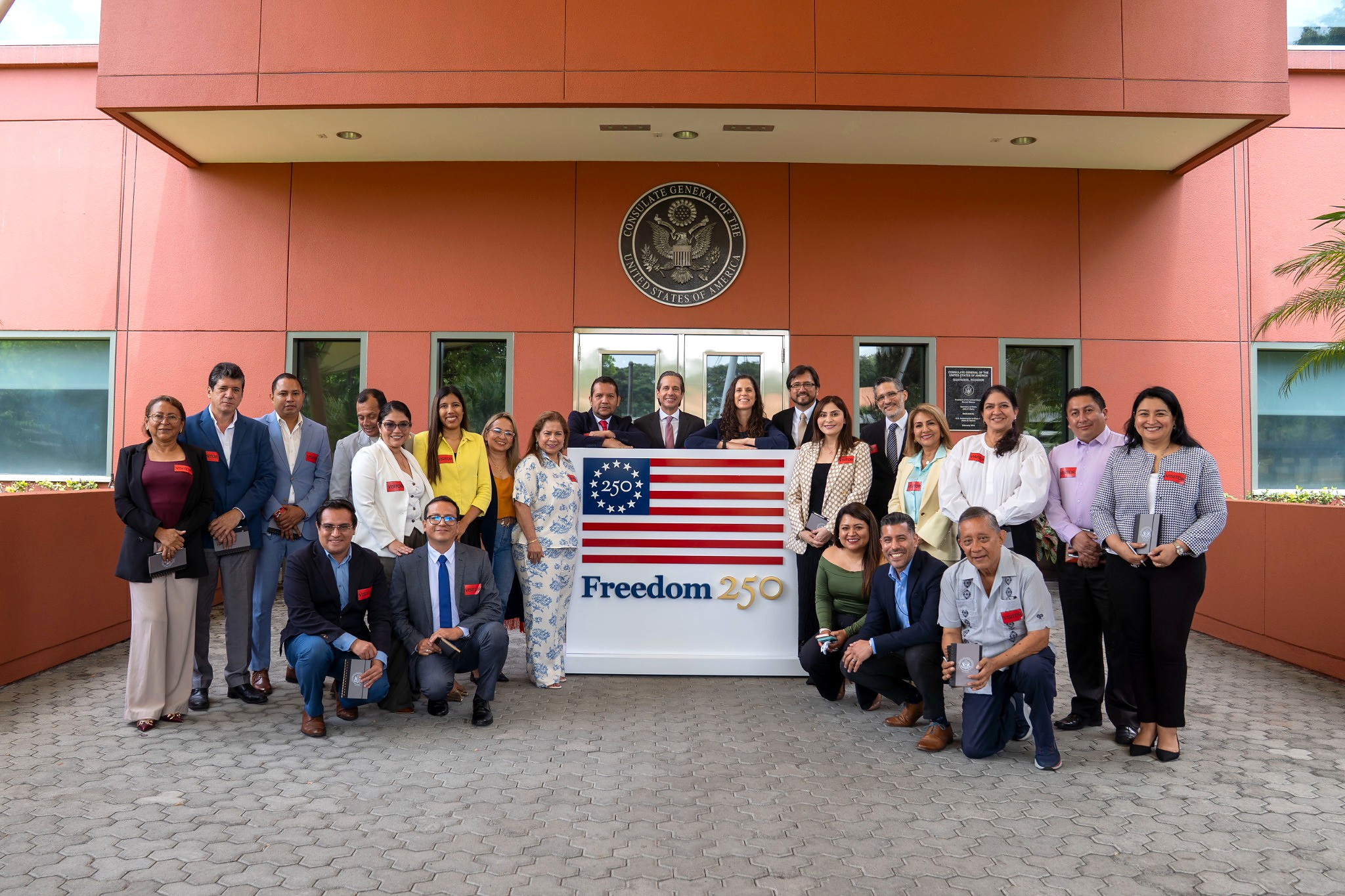 Instituto Superior Tecnológico Tecnópolis fortalece vínculos con la Misión Diplomática de los Estados Unidos en Ecuador